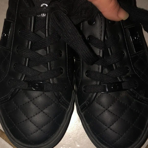 SNEAKERS - Picture 12 of 16